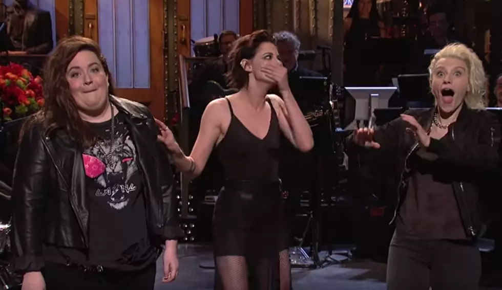 Kristen Stewart Dropped The F-Bomb on Saturday Night Live [VIDEO]
