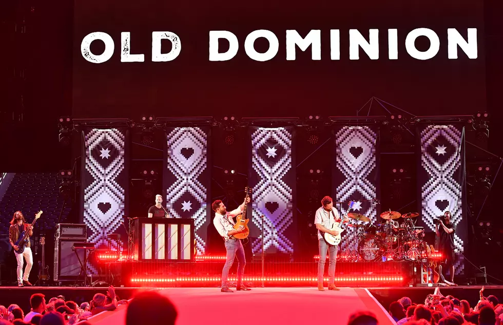 Watch Old Dominion Go Acoustic With ‘Written In The Sand’ [VIDEO]