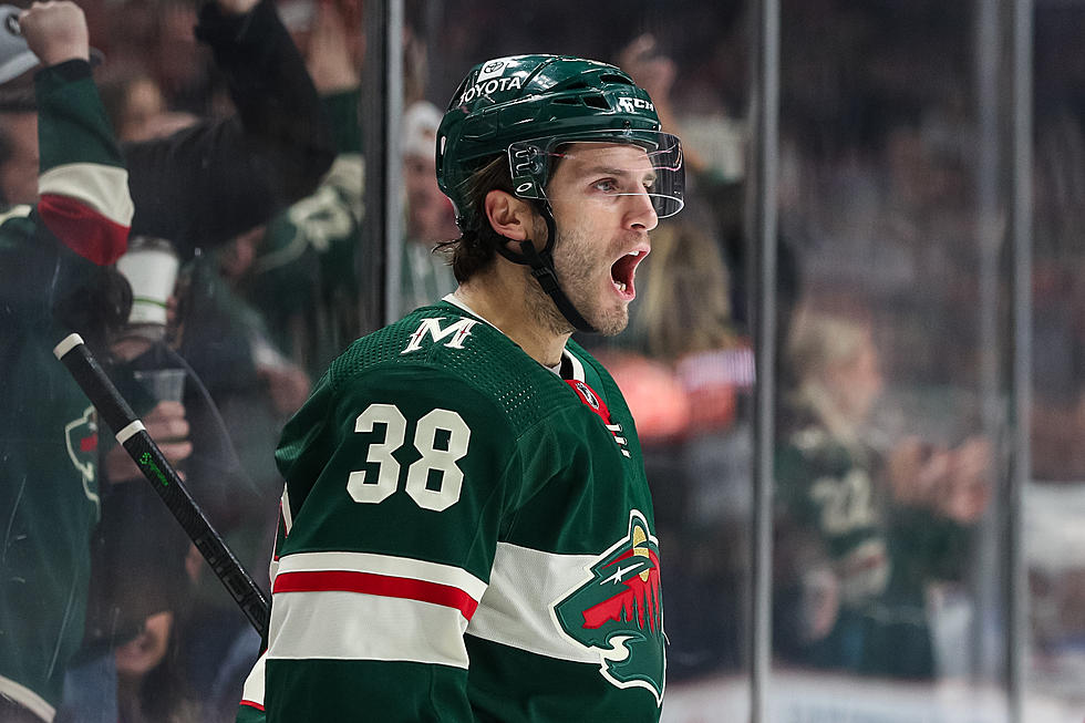 Minnesota Wild's Ryan Hartman Fined For Middle Finger, Fans Rally