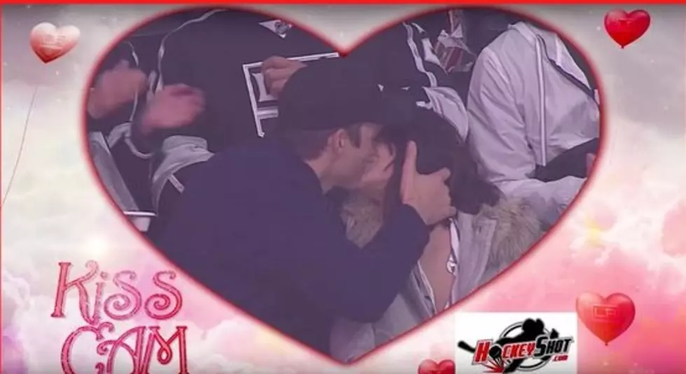 Christmas Movie Filming in Duluth Needs Kiss Cam Couples + Hockey Fan Extras