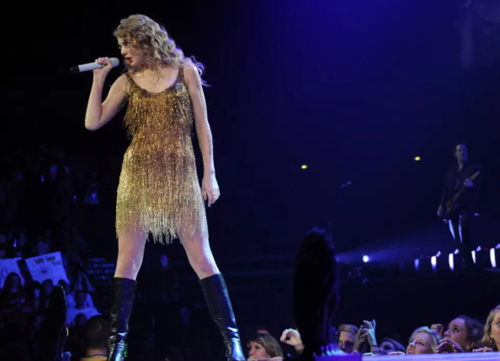 Taylor Swift’s “Speak Now” Tour Back On The Road After Her Bout With Bronchitis [VIDEO]