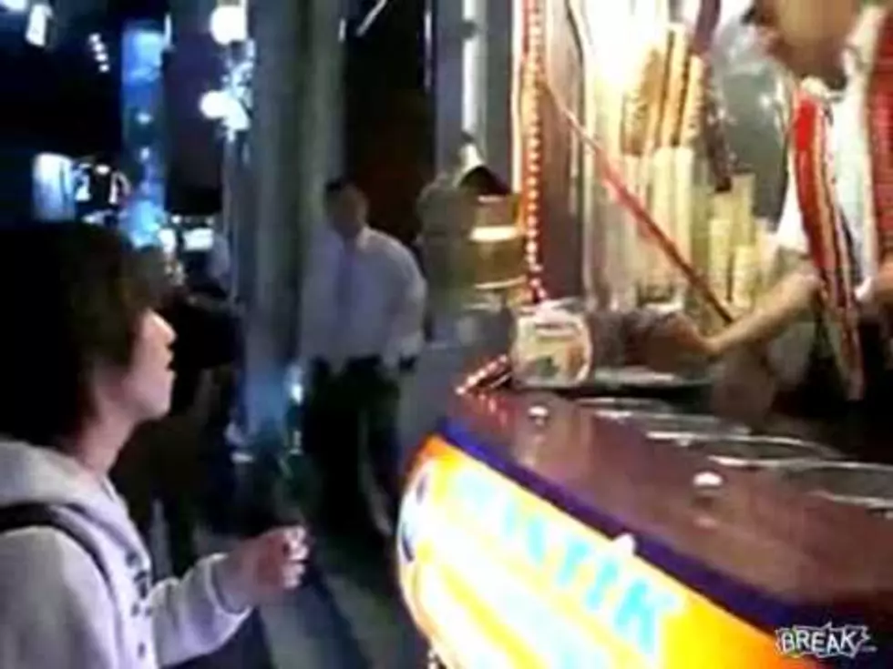 What Happens When You Cross A Magician With An Ice Cream Vendor? [VIDEO]