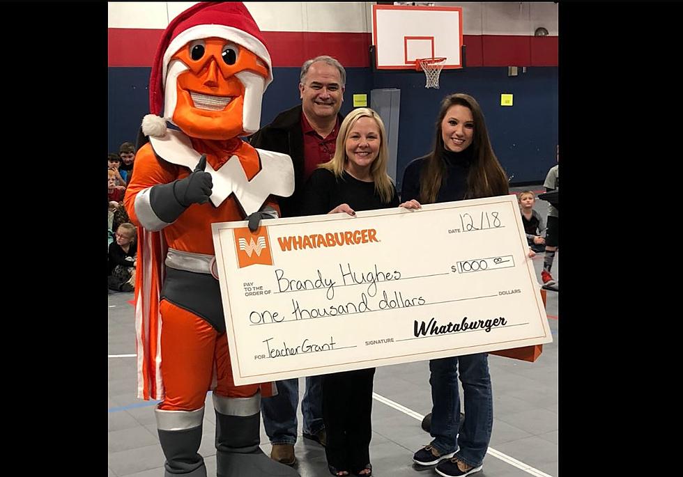 Huntington Educator Wins $1,000 Teacher of the Day Award