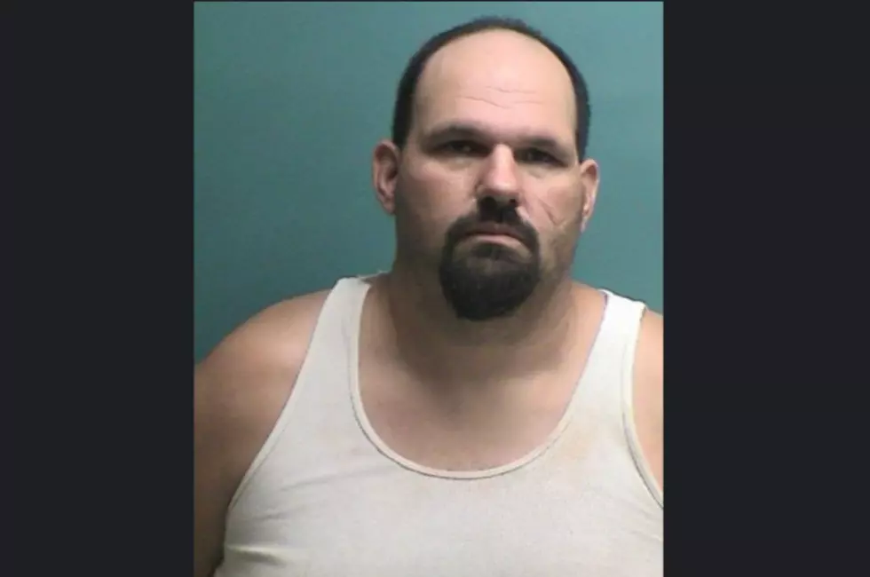 Police: Nacogdoches Man Confronts Neighbor with Machete