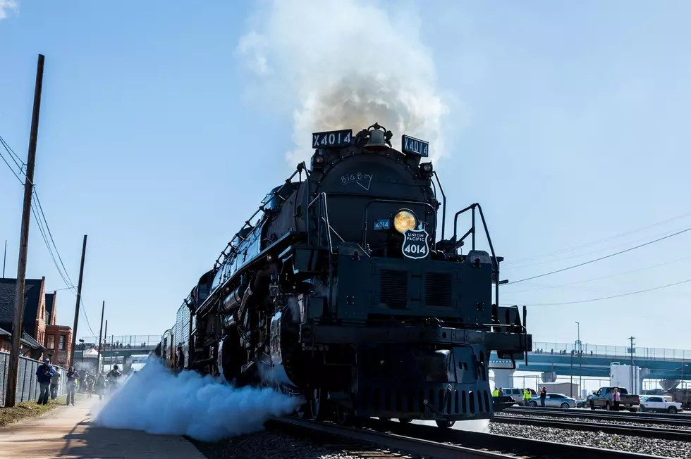 World’s Largest Steam Locomotive Making Rare Stops in East Texas