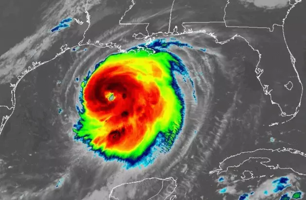 Laura Continues to Intensify, NHC Calls Storm Surge &#8216;Unsurvivable&#8217;