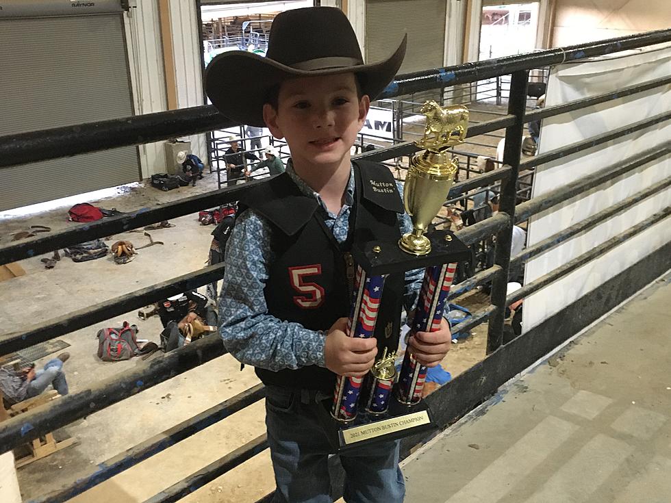 Huntington Cowboy Takes Mutton Bustin’ Trophy at Angelina Rodeo