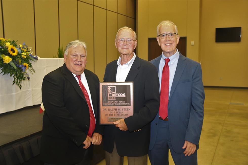 Jim McReynolds Receives East Texan of the Year Award
