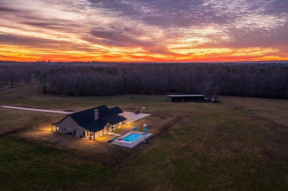 Look Inside This Newly Listed $1.5 Million Nacogdoches Home