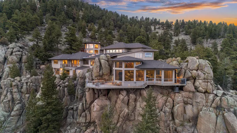 Would Your Nerves Allow You to ‘Live on the Edge’ in this House?