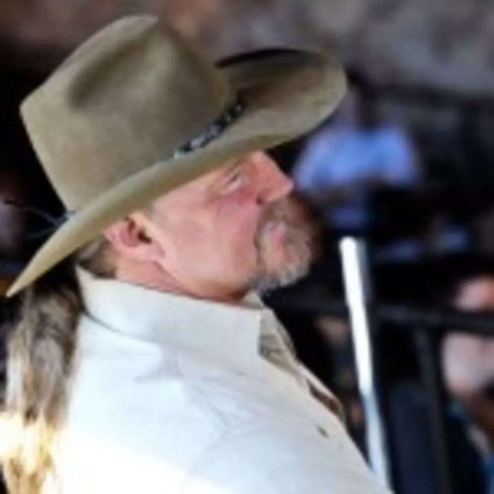 Trace Adkins To Take New Tour To Theaters [VIDEO]