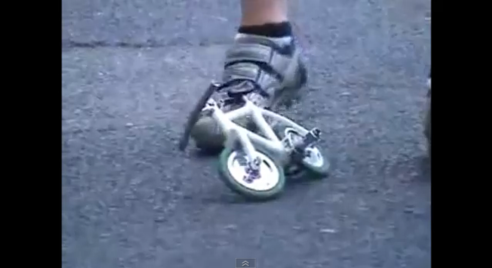 The Smallest Bicycle in The World And The Man That Rides it! [VIDEO]