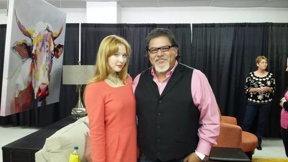 ABC TV Actress Molly Quinn at Texarkana Race For The Cure Party in Pink Fundraiser (PHOTOS/VIDEO]