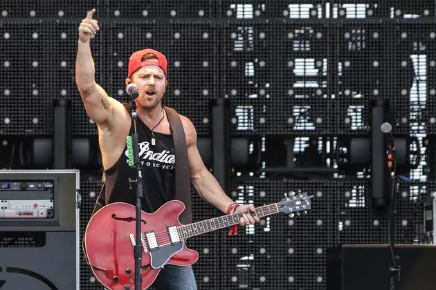 Kip Moore Gives Fans an Intimate Experience [VIDEO]