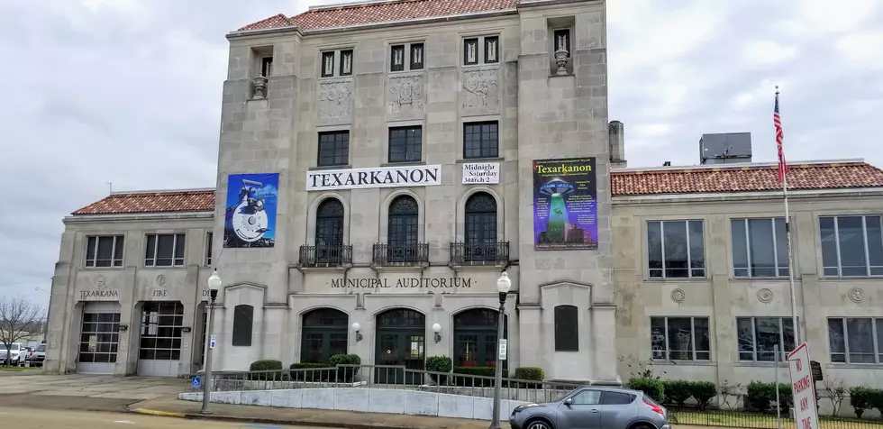 The Arkansas Municipal Auditorium Premiers 'Texarkanon' 