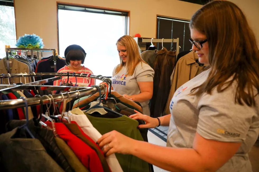 SAU’s Career Closet Helps Students Look Their Best