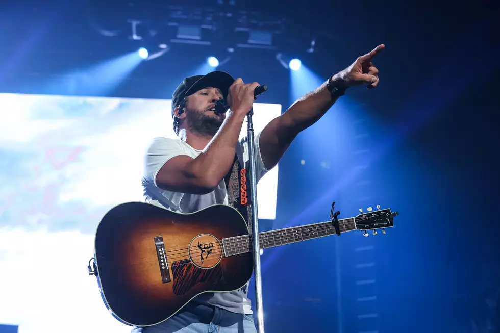 Time to Get Your ‘Country On’ with Luke Bryan via the Kicker App