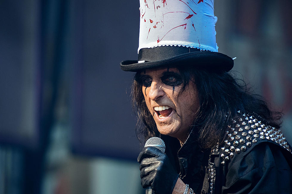 Rock and Roll Hall of Fame Legend Alice Cooper Coming to Arkansas