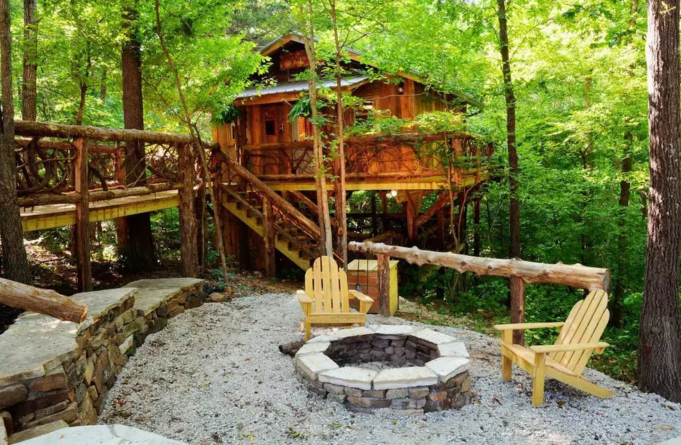 Escape to an Amazing Secluded Mountain Treehouse in Arkansas