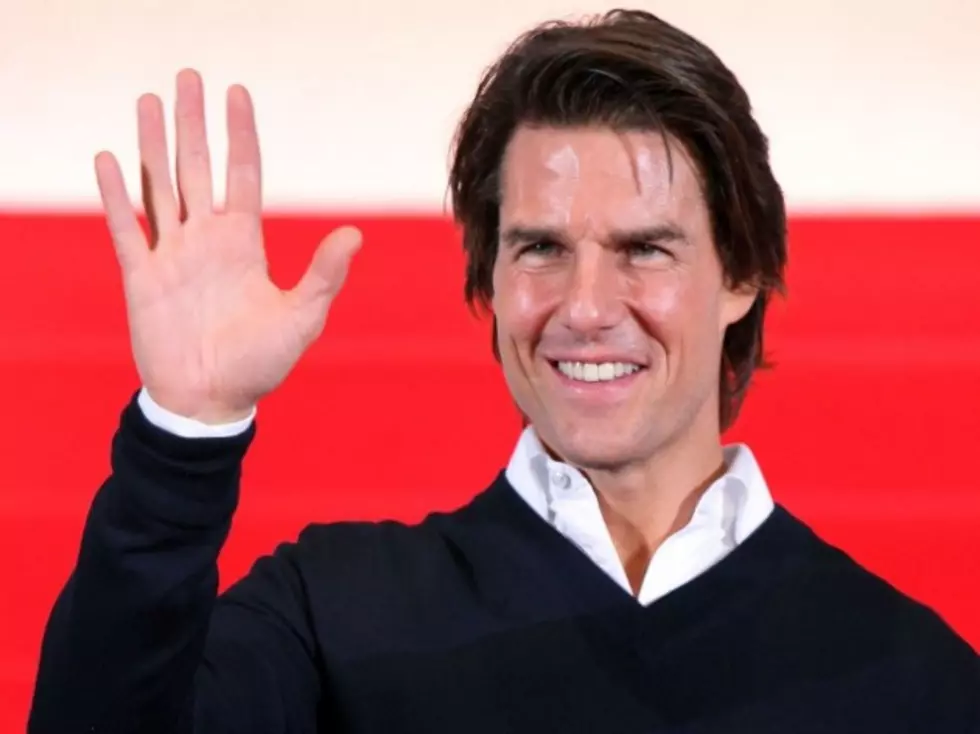 Tom Cruise Pays Fans in India To Greet Him While Promoting ‘Mission: Impossible – Ghost Protocol
