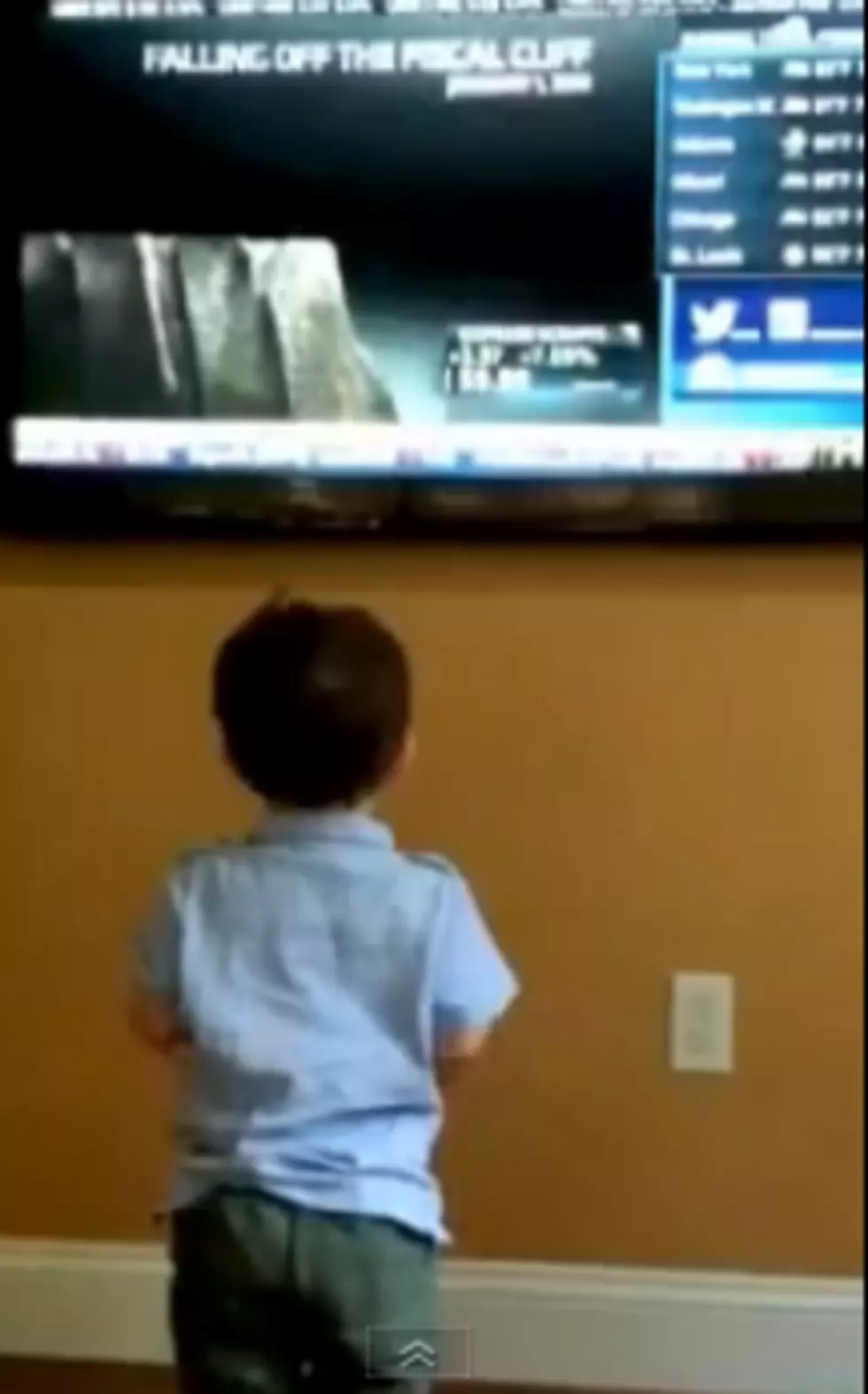 Baby Thinks Fiscal Cliff is Hilarious [VIDEO]