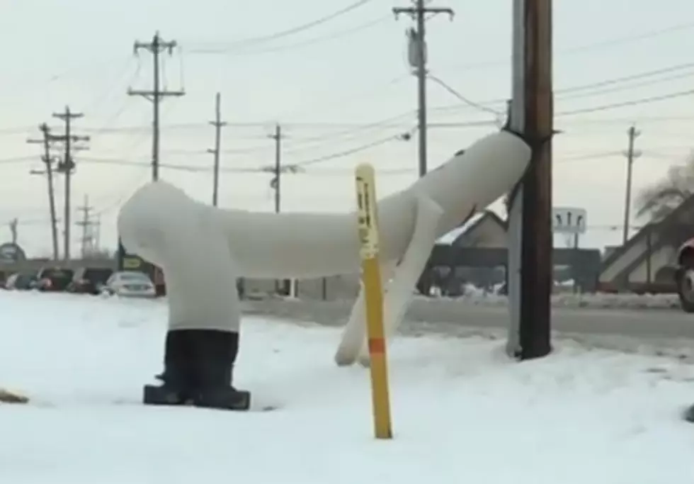 The Best Thing You’ll See All Day – Twerking Inflatable Tube Man [VIDEO]