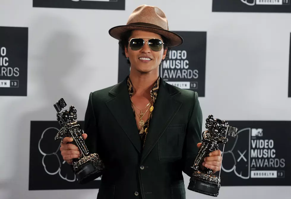 Bruno Mars Refuses to Fall Off, Still the King of Texoma’s Six Pack