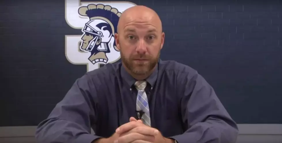 Tennessee Assistant Principal on Leave After Sexist Remarks About Dress Code