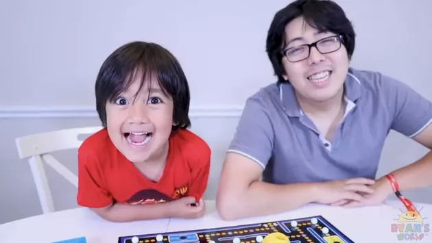 8-Year-Old is YouTube&#8217;s Highest Earner for 2nd Year in a Row