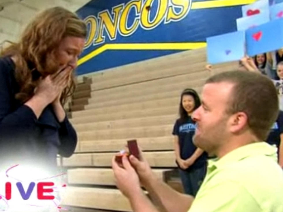 Man Makes Surprise Live Wedding Proposal on ‘GMA’ [VIDEO]