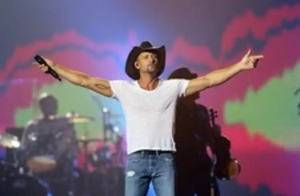 Tim McGraw Surrounded By The Industry’s Powerful People