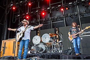 Randy Rogers Plays Schroeder on Friday Night