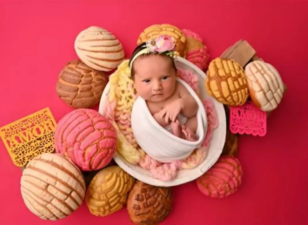 Texas Photographer Uses HEB Bakery for Inspiration of Photo Shoot