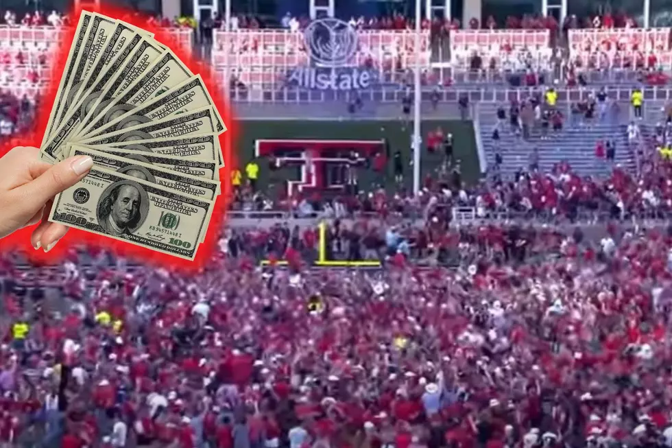  Texas Tech Gets Bailed Out From City Bank After Storming Field