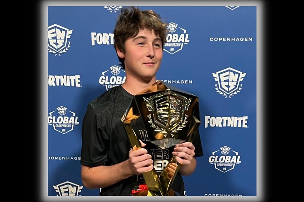 A Very Happy TX Teen Just Won A Million Dollars Playing Fortnite