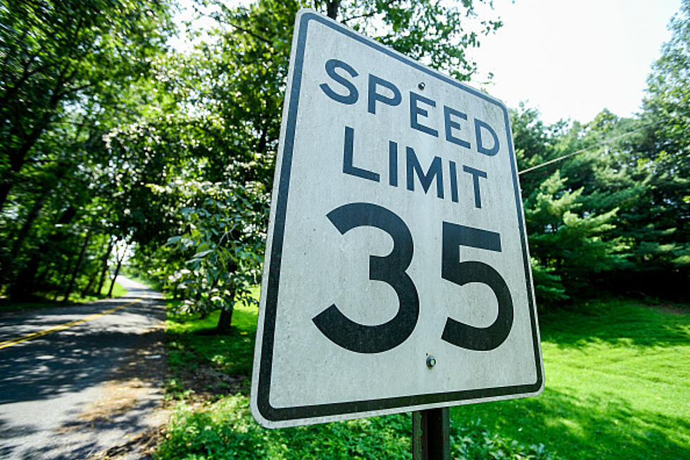 Texas Woman Accurately Explains TX Speed Limits in Viral Video