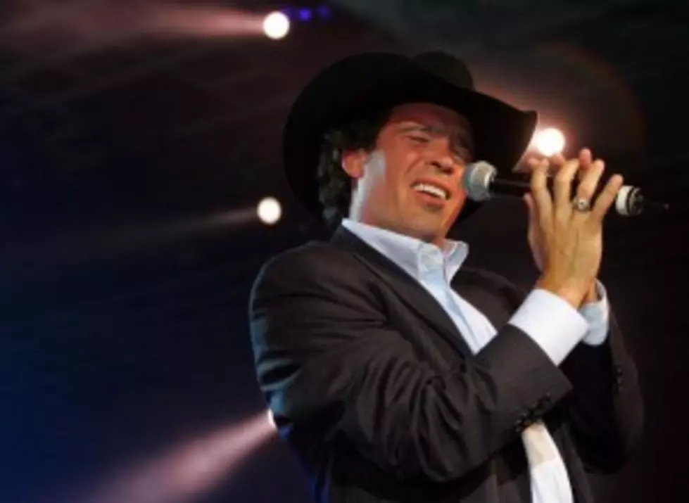 FREE Clay Walker Tickets &#8211; Tell Kiss Country What to Play and WIN!