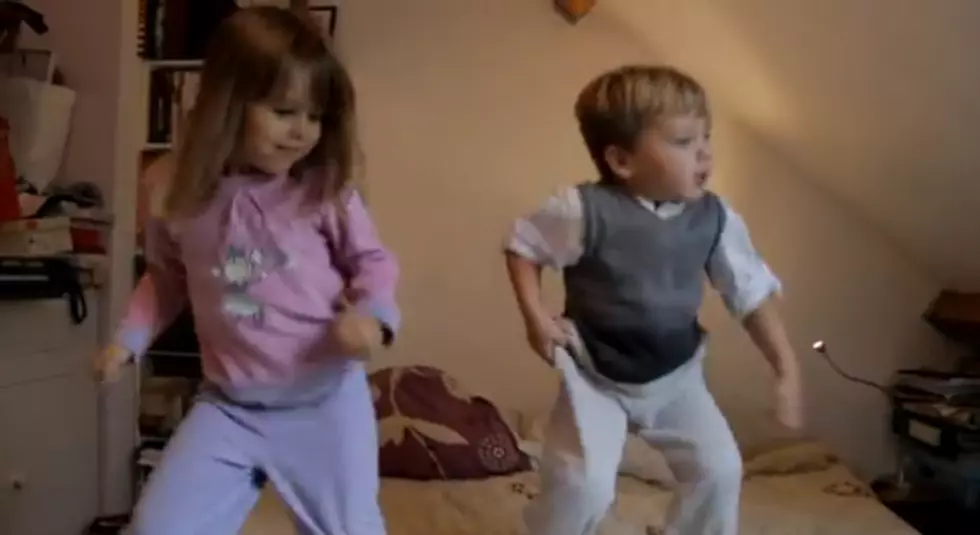 Kids Failing at Thriller Dance [VIDEO]