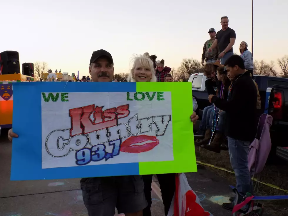 KISS Country Signs At The Krewe Of Centaur Parade