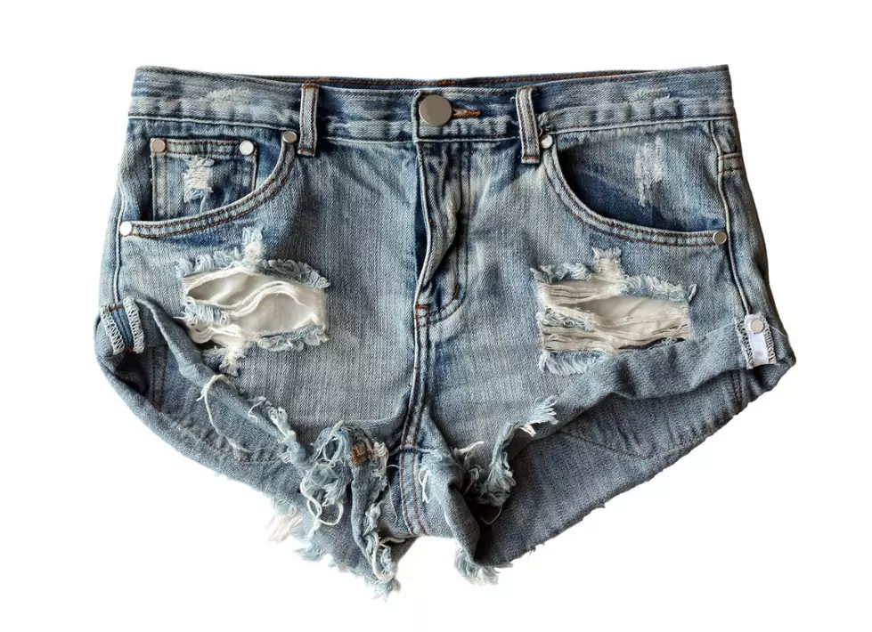Dad Promises His Daughter to Wear His Daisy Dukes if She Wears Hers