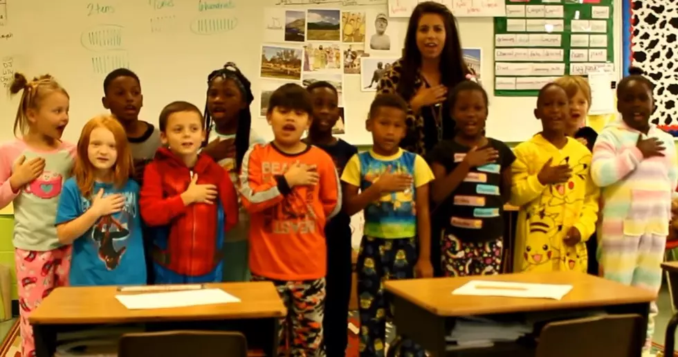 Mrs. Feibel&#8217;s 2nd Grade at N. Caddo Leads us in Pledge [VIDEO]