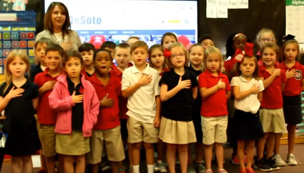 Watch Mrs. Murphy’s 1st Grade at N. Desoto Reciting Pledge