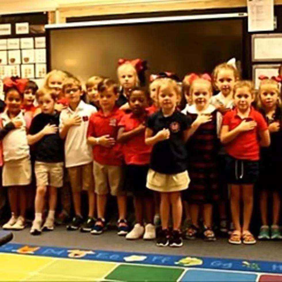 Mrs. Walters’ 1st Grade at N. Desoto Is Kiss Class of the Day [VIDEO]