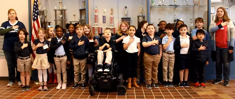 Watch Mrs. Robbins&#8217; 1st Grade at Stockwell Reciting Pledge of Allegiance