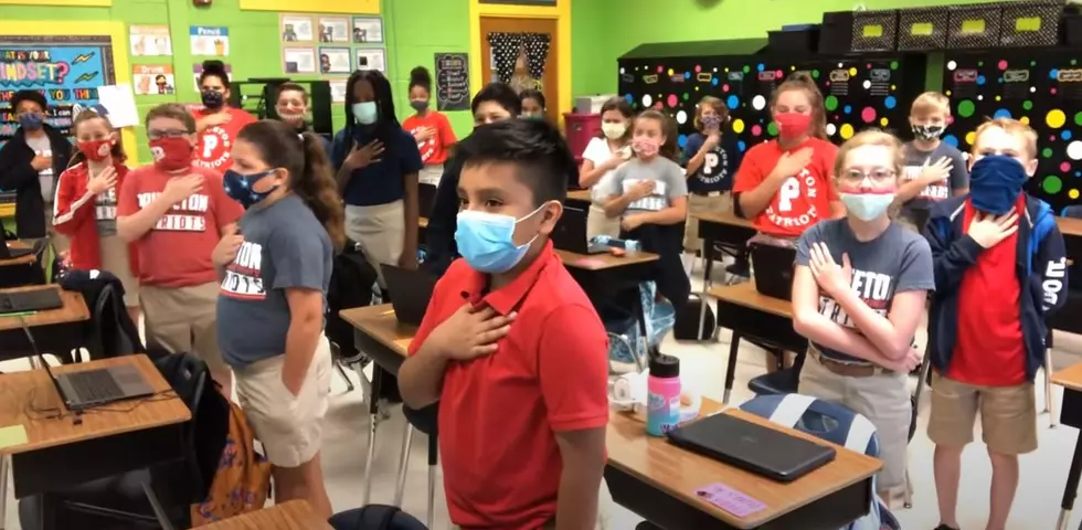 See Mrs. Carr&#8217;s 5th Grade at Princeton Reciting Pledge [VIDEO]