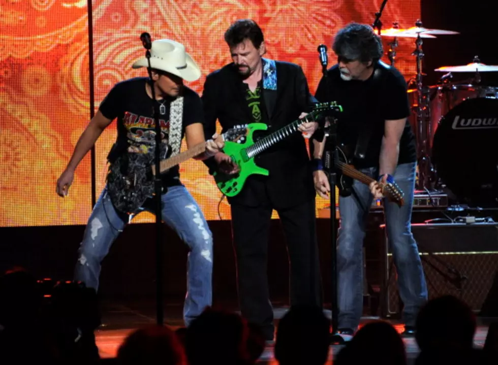 Brad Paisley And Alabama Take On Justin Moore In Today’s Year End Daily Duel [AUDIO]