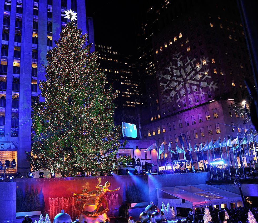 Rockefeller Center Christmas Tree Lighting Kicks Off the Christmas Season