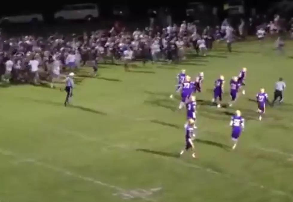 High School Football Team Scores Game-Winning Touchdown After Blocked Field Goal in Incredibly Bizarre Ending [VIDEO]