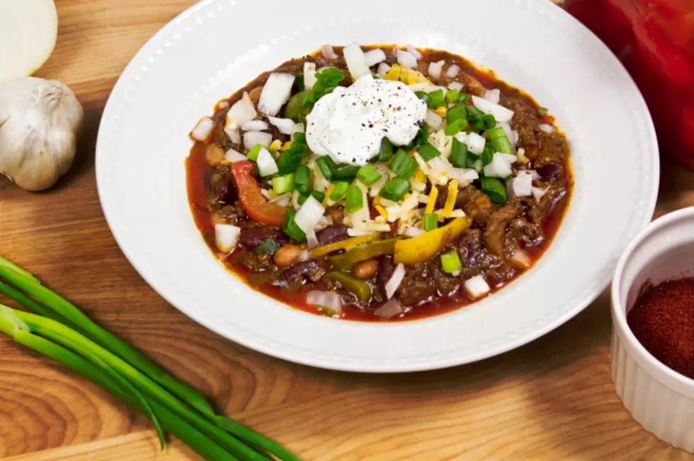 Amy’s in the Kitchen Again With ‘Boilermaker Chili’ for the Super Bowl [RECIPE]