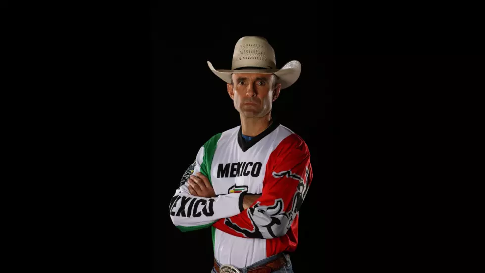 Michael Gibson Talks to PBR Pro Francisco Morales